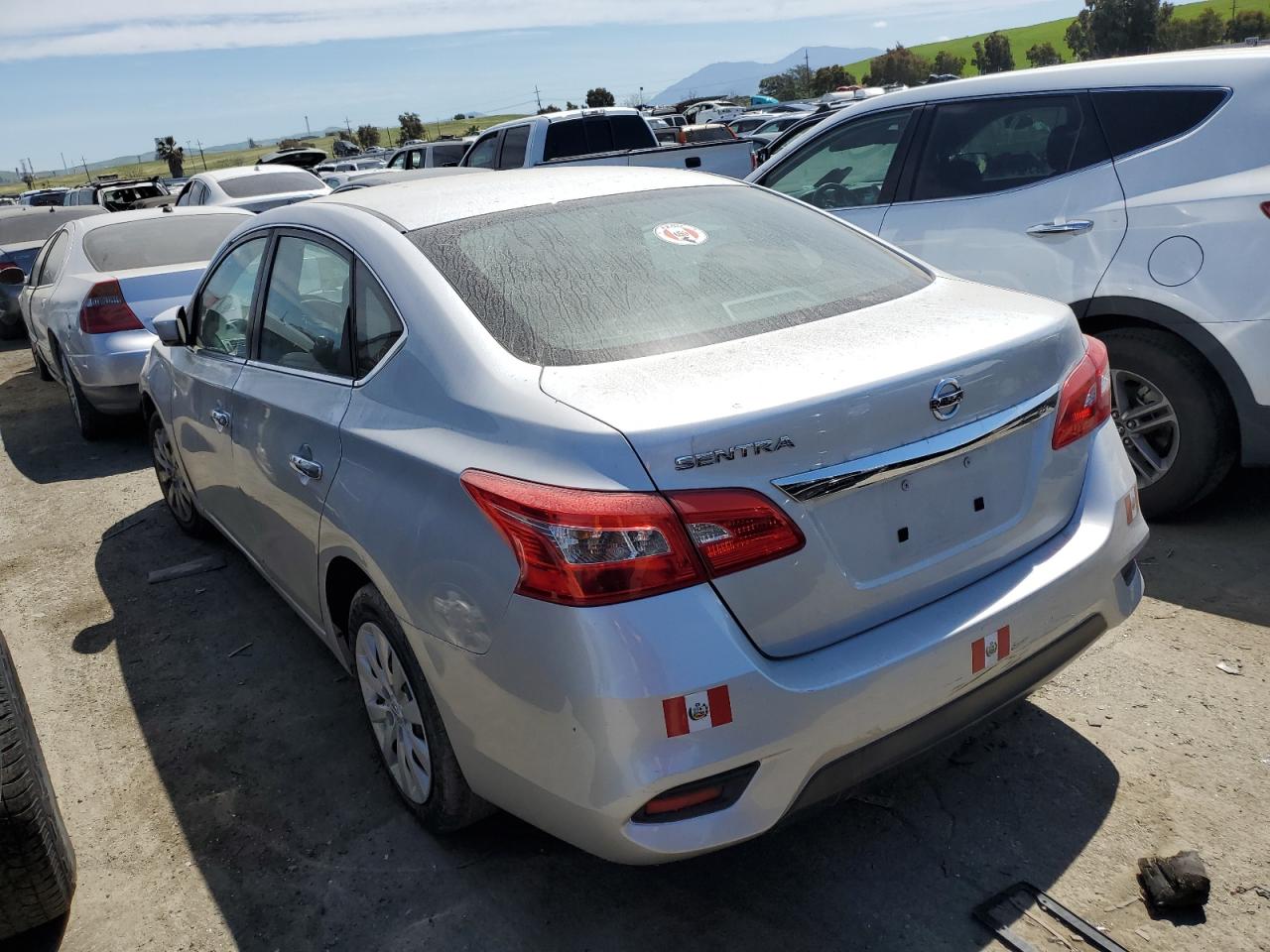 3N1AB7AP3JY325383 2018 Nissan Sentra S