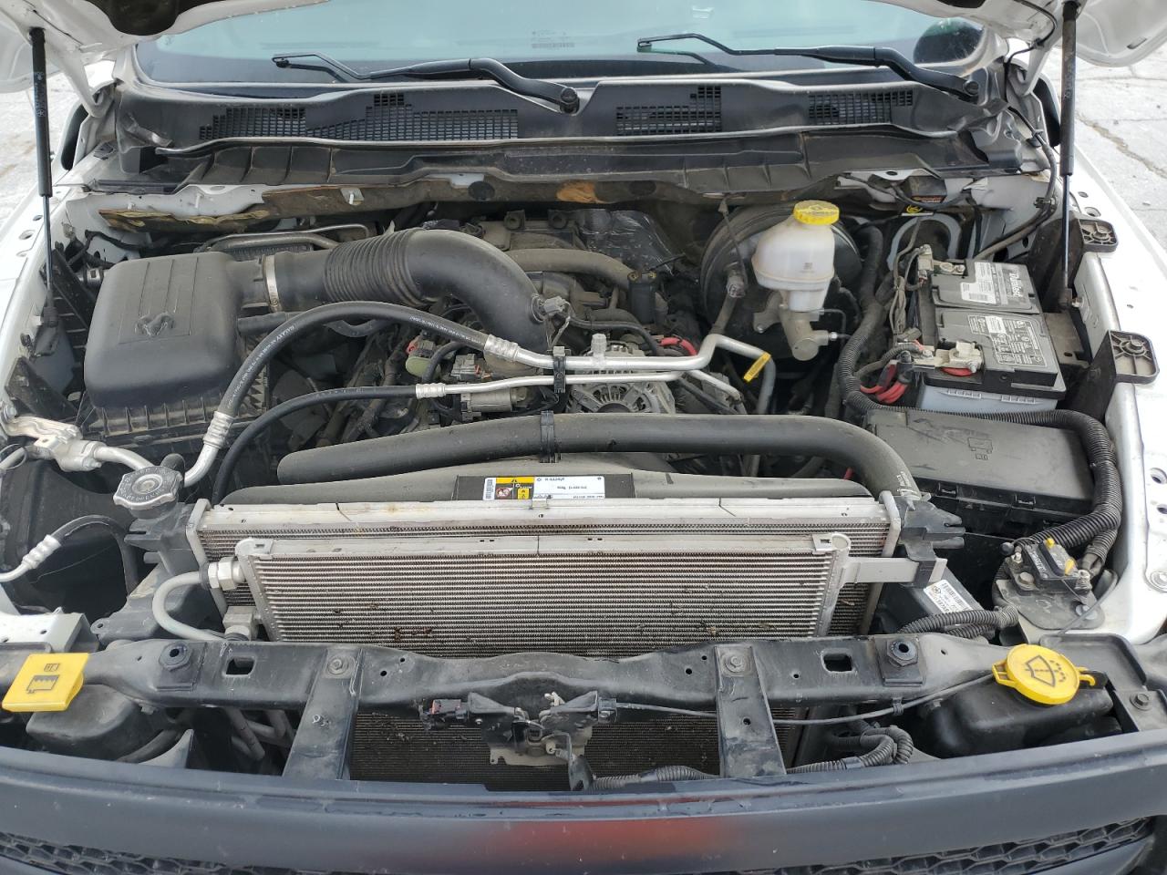 1C6RR7XT1MS560052 2021 Ram 1500 Classic Ssv