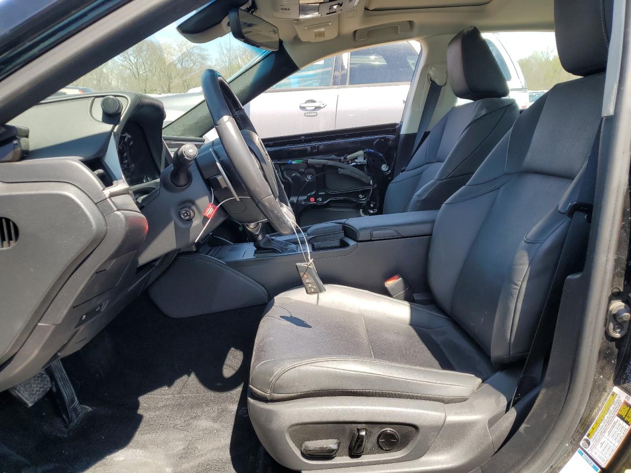 58AD11D12MU005338 2021 Lexus Es 250 Base