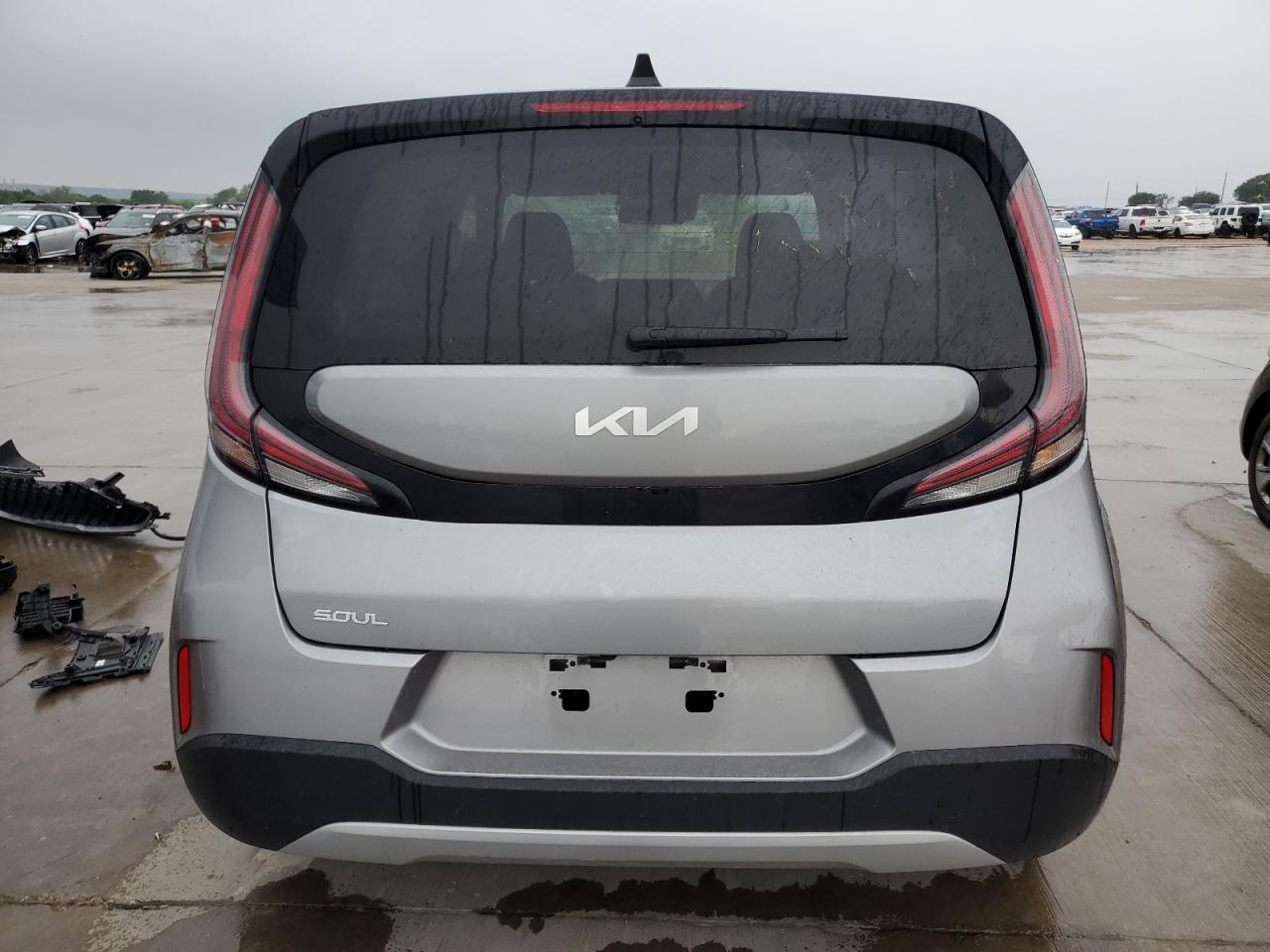 KNDJ23AU2P7852451 2023 Kia Soul Lx