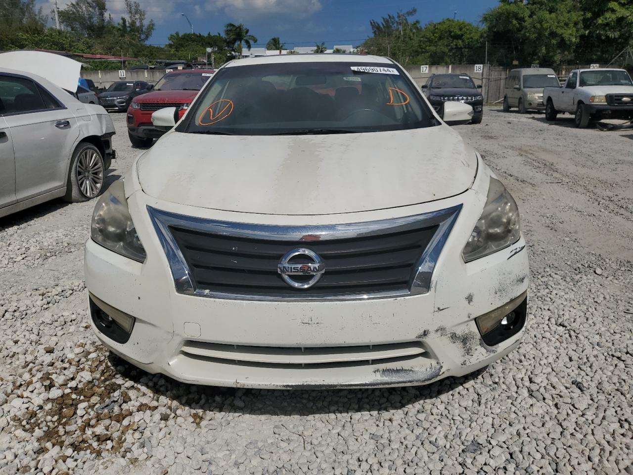 2013 Nissan Altima 2.5 vin: 1N4AL3AP4DN472385