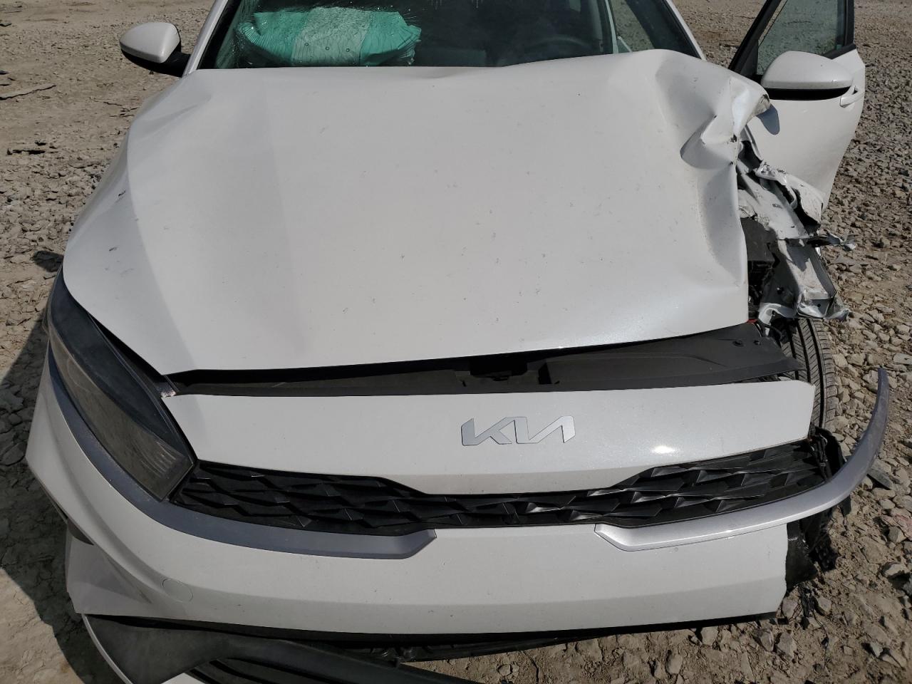 3KPF24AD7RE736015 2024 Kia Forte Lx