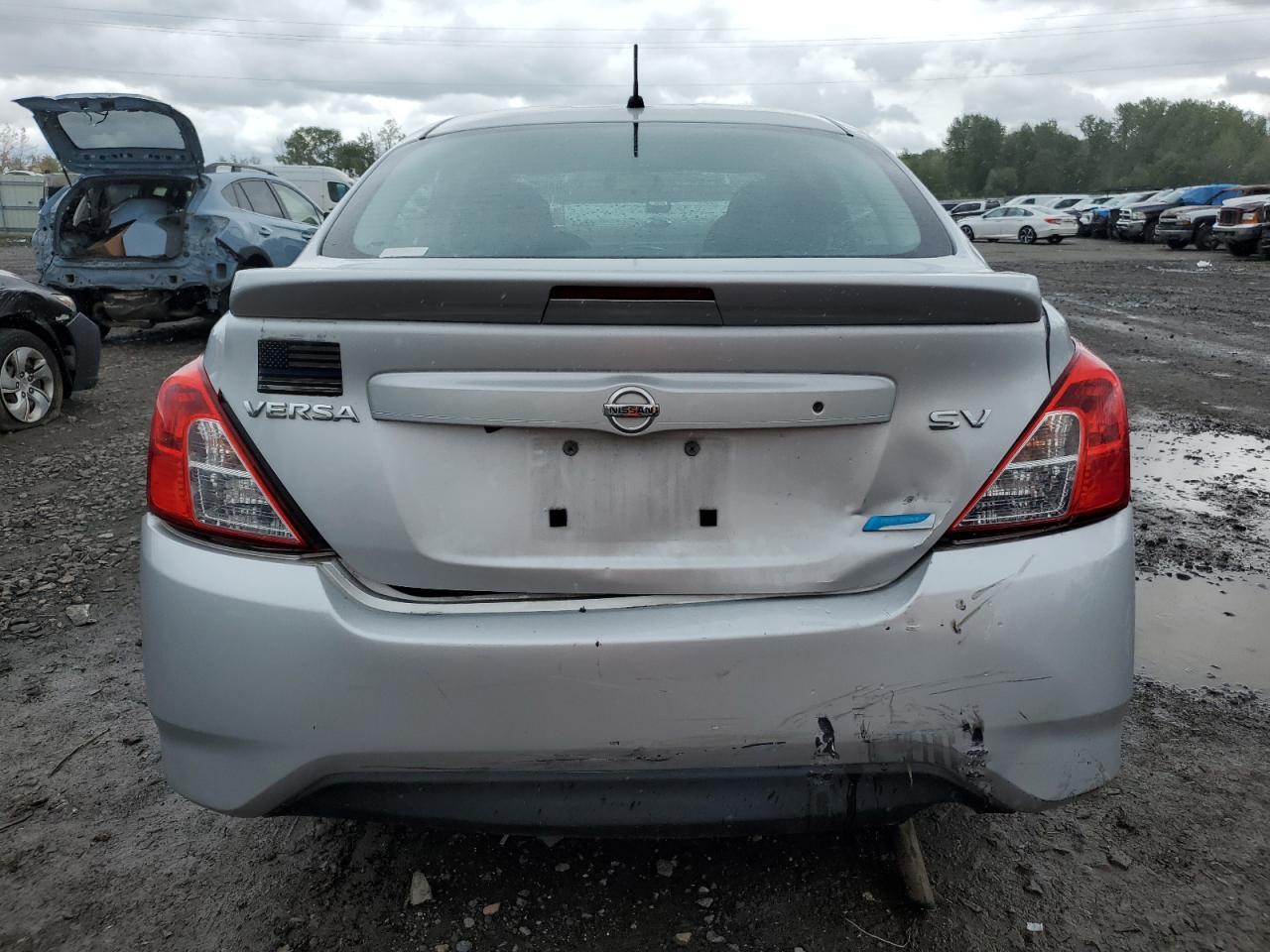 3N1CN7AP4FL895235 2015 Nissan Versa S