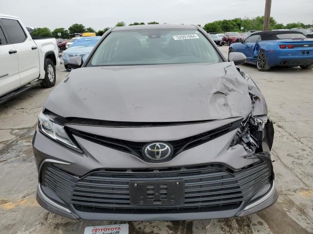 VIN 4T1C11AKXNU679710 2022 Toyota Camry, LE no.5