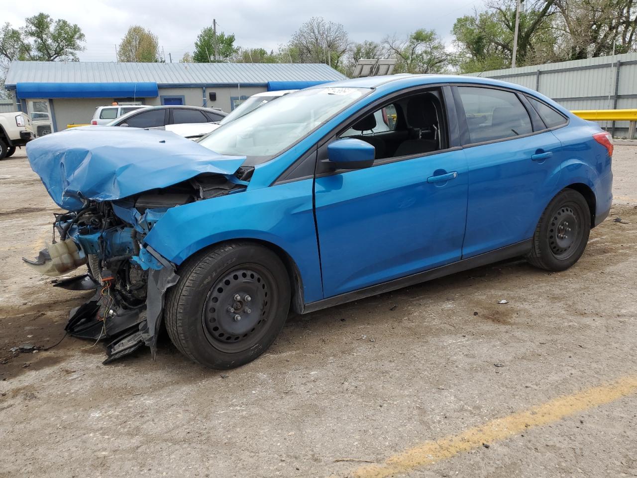 1FAHP3F26CL236086 2012 Ford Focus Se
