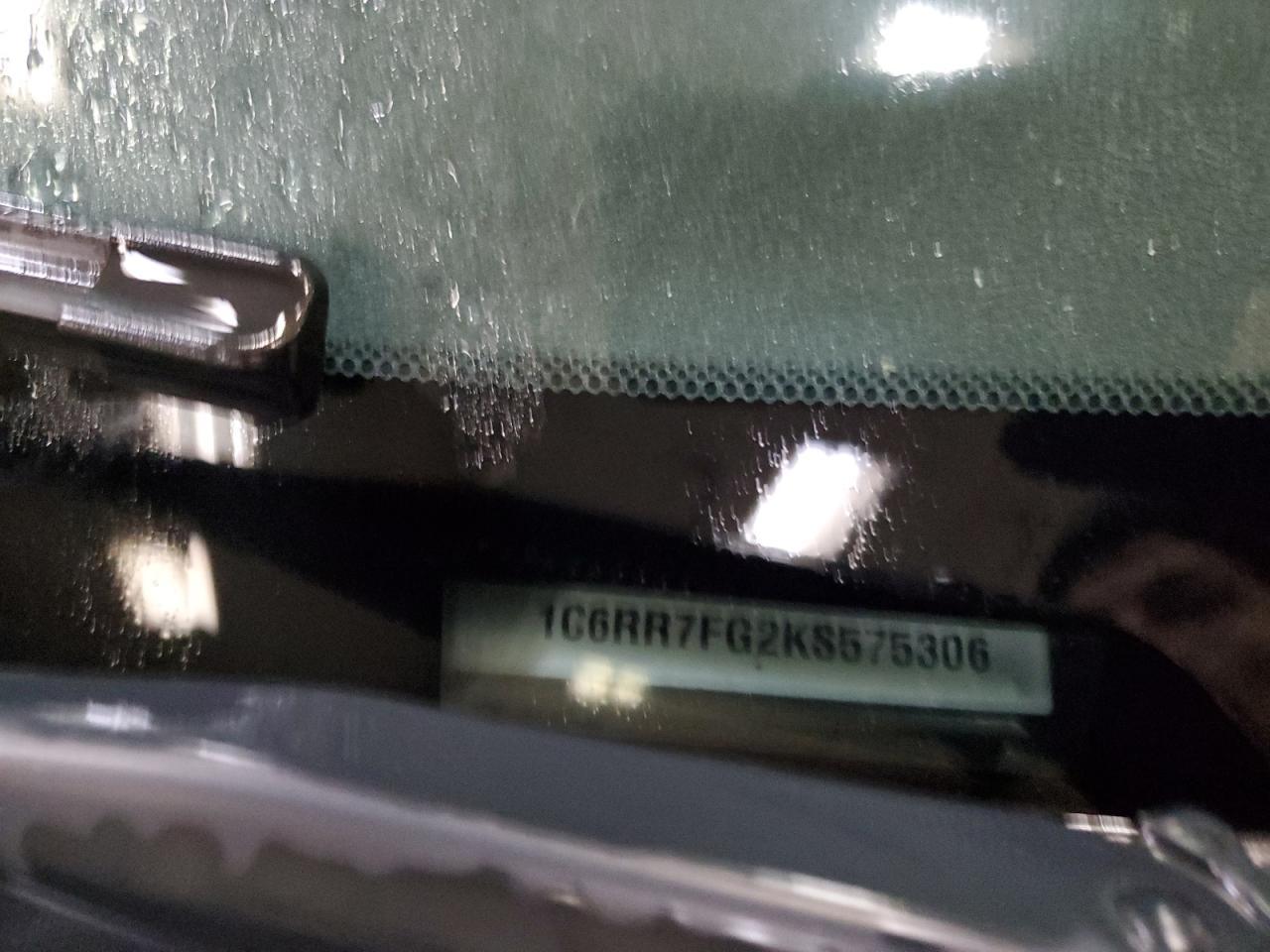 1C6RR7FG2KS575306 2019 Ram 1500 Classic Tradesman