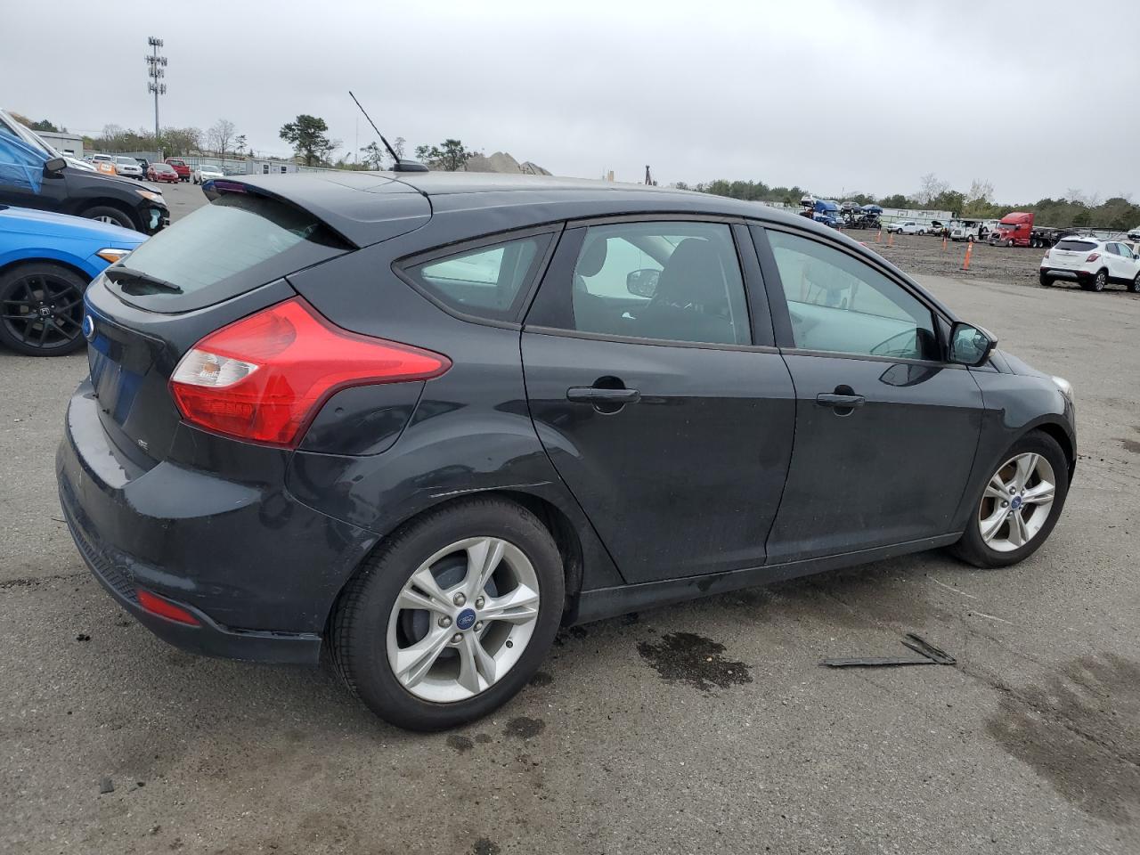 2014 Ford Focus Se vin: 1FADP3K24EL141372