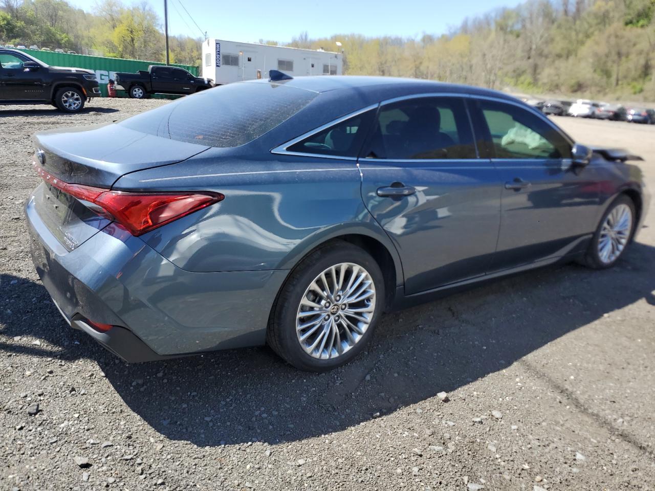 Lot #2505617830 2020 TOYOTA AVALON LIM