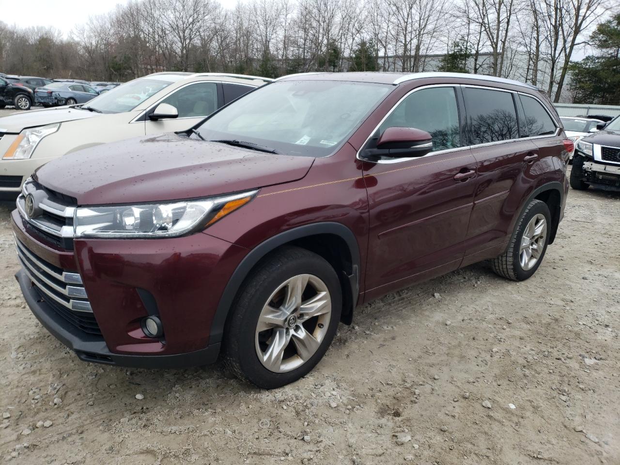 5TDDZRFH4JS892986 2018 Toyota Highlander Limited