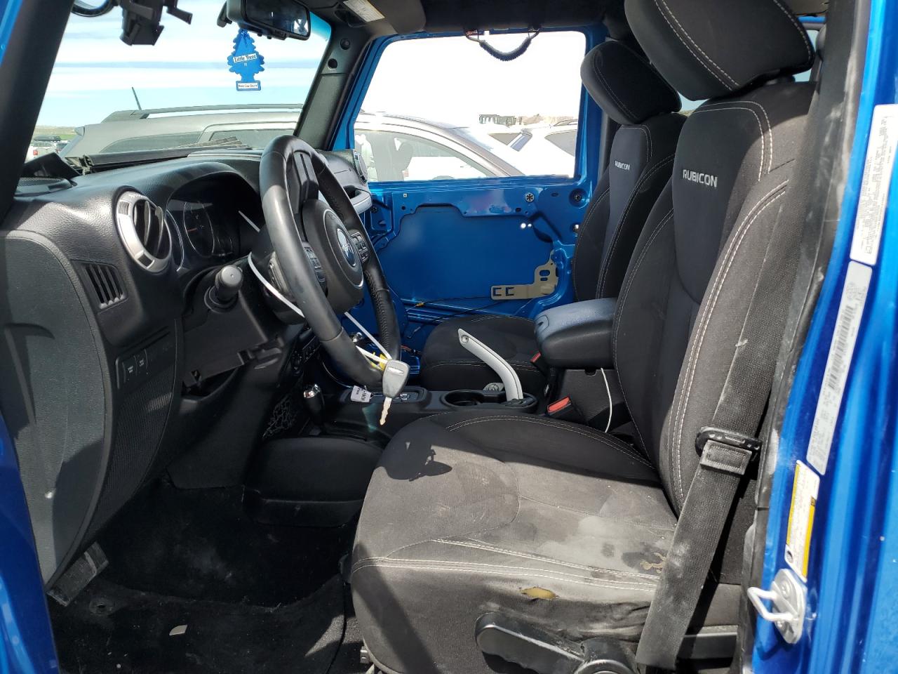 1C4BJWFG9FL615831 2015 Jeep Wrangler Unlimited Rubicon