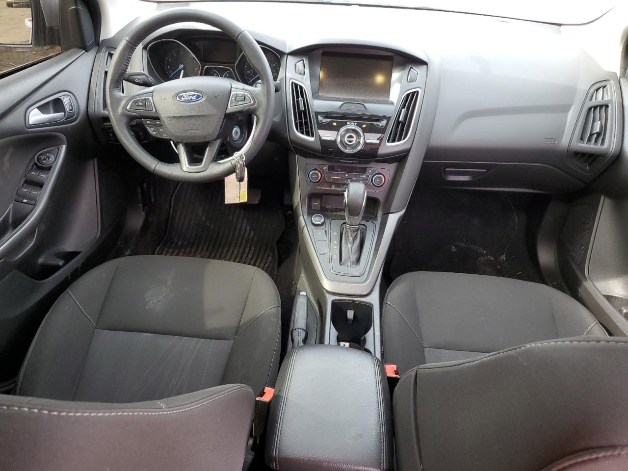 1FADP3H28HL236951 2017 Ford Focus Sel