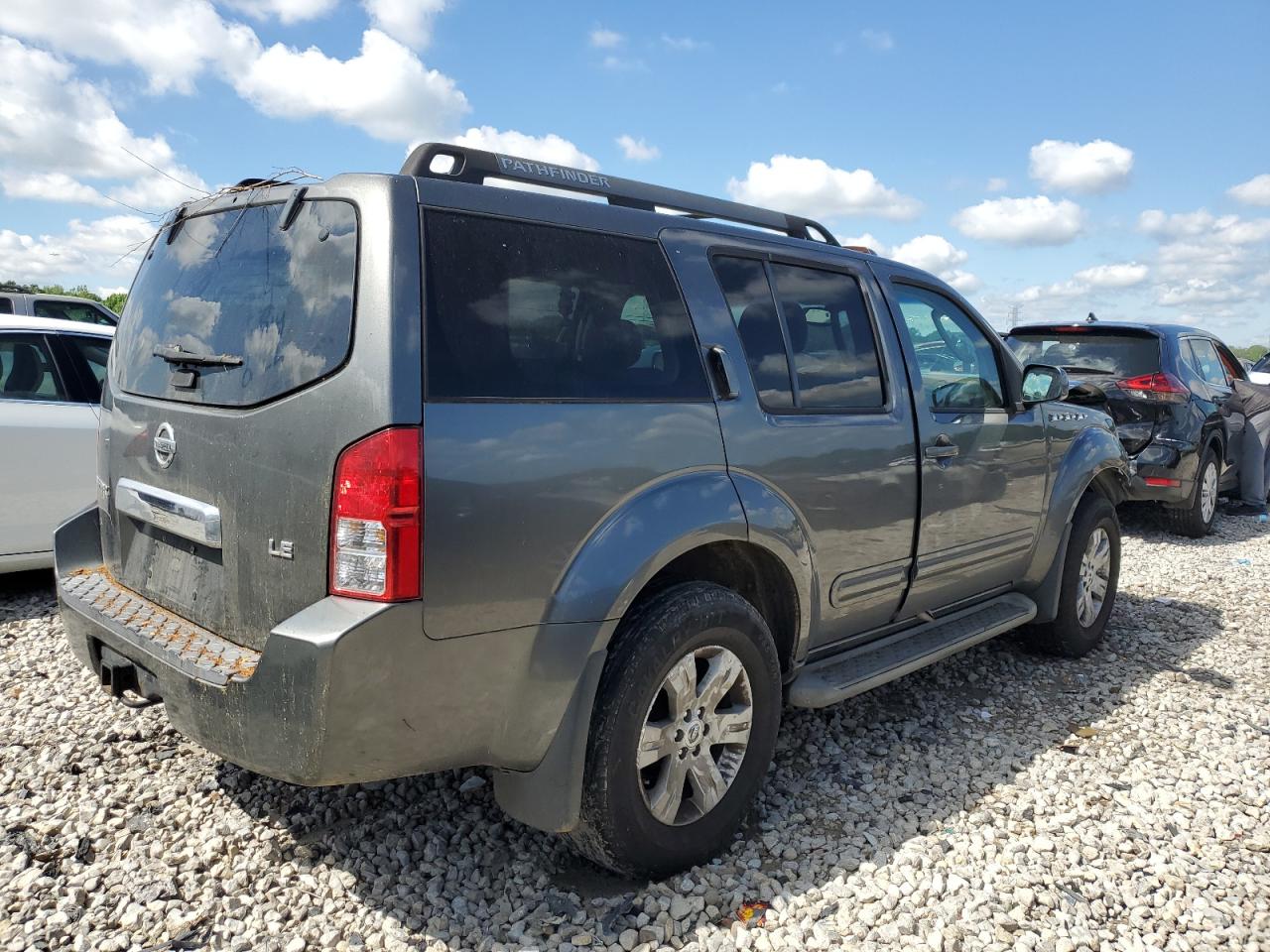 5N1AR18U65C776528 2005 Nissan Pathfinder Le