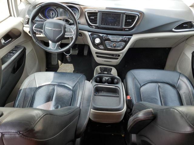 2019 Chrysler Pacifica - Image 8