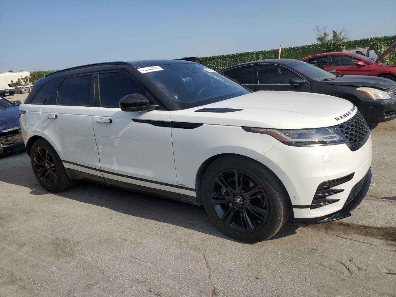 2019 Land Rover Range Rover Velar R-Dynamic Se vin: SALYL2FV3KA221560