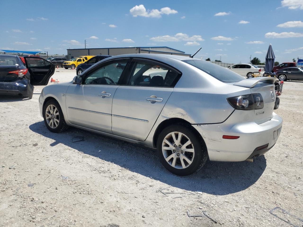 JM1BK32G871768991 2007 Mazda 3 I