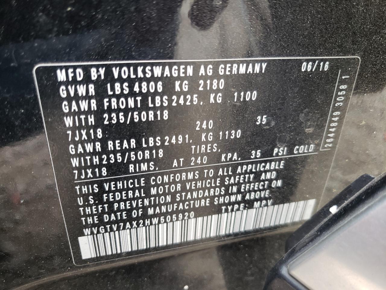 WVGTV7AX2HW505920 2017 Volkswagen Tiguan Sport