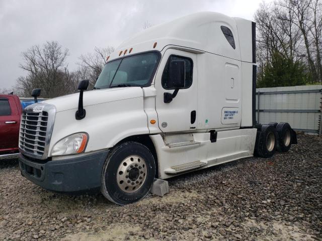 Lot #2470967837 2017 FREIGHTLINER CASCADIA 1 salvage car