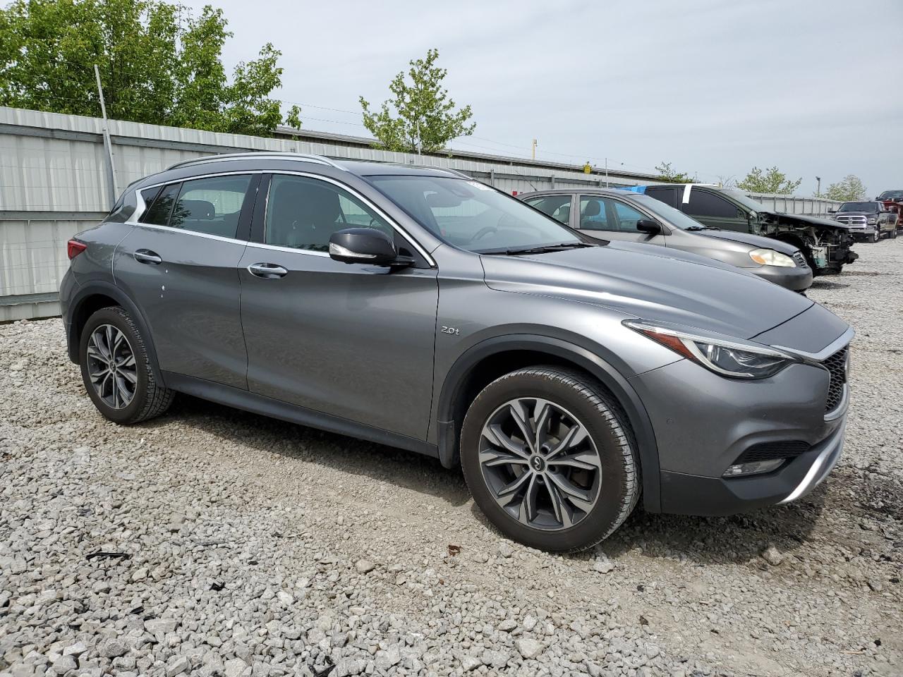 SJKCH5CR9HA023888 2017 Infiniti Qx30 Base