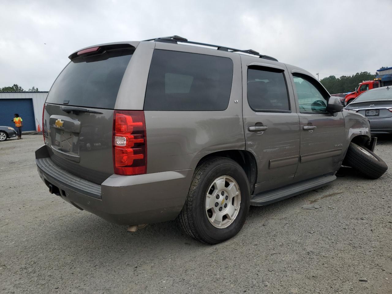 1GNSCBE04DR217676 2013 Chevrolet Tahoe C1500 Lt