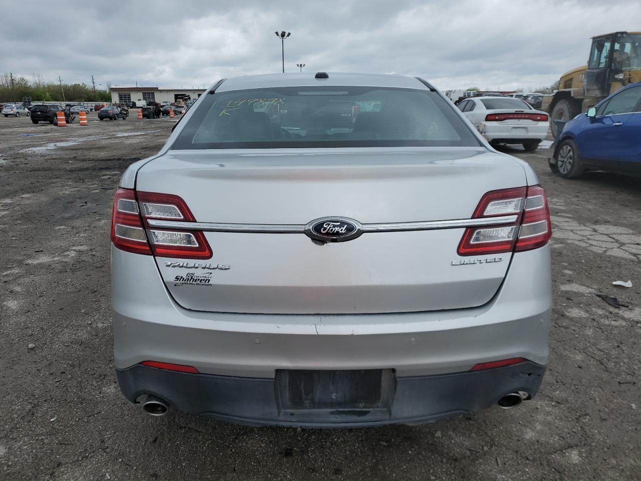 1FAHP2F8XFG149898 2015 Ford Taurus Limited