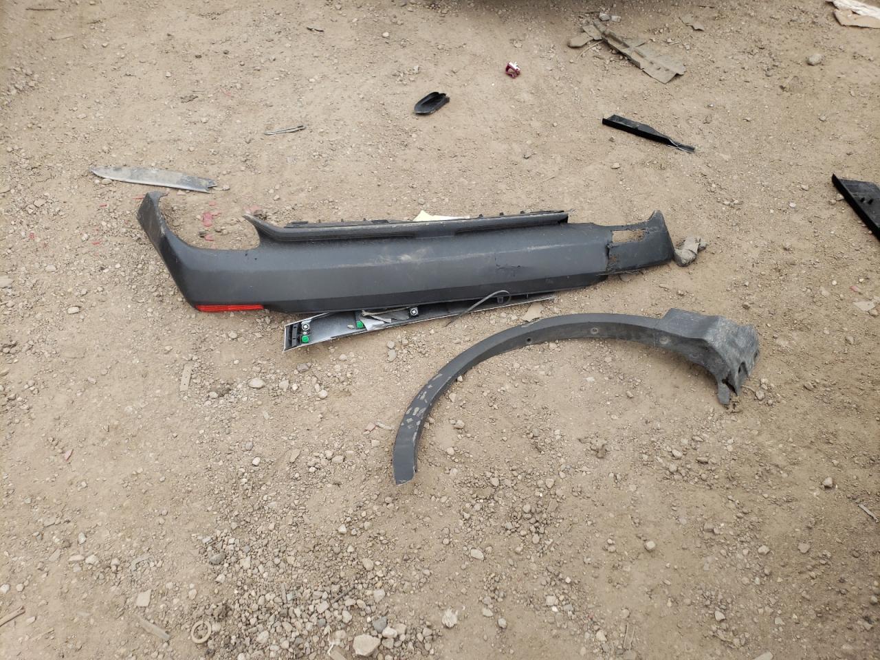 1FMCU9J95FUB01325 2015 Ford Escape Titanium