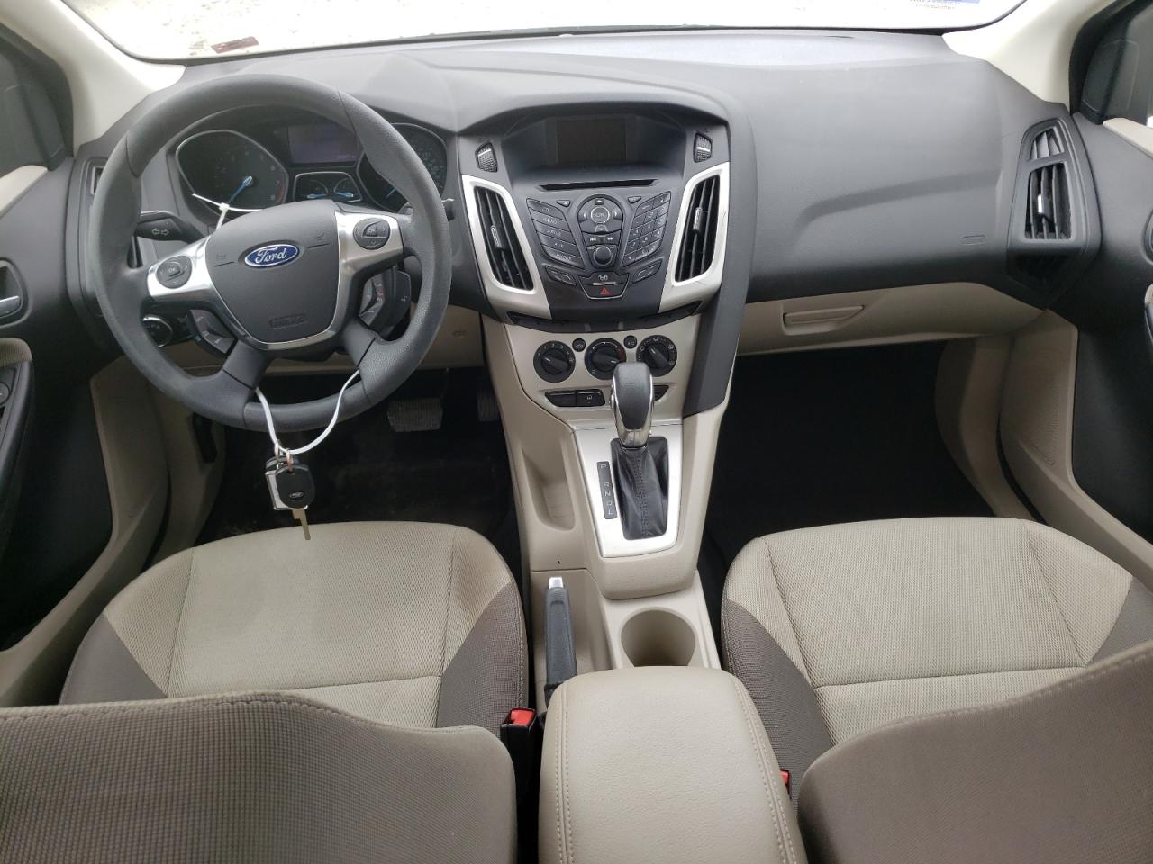 1FAHP3F24CL365668 2012 Ford Focus Se 1FAHP3F24CL365668 2012 Ford Focus Se
