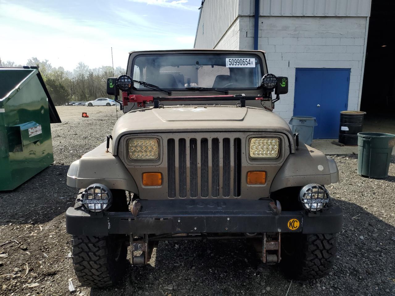 2J4FY49TXLJ524265 1990 Jeep Wrangler / Yj Sahara