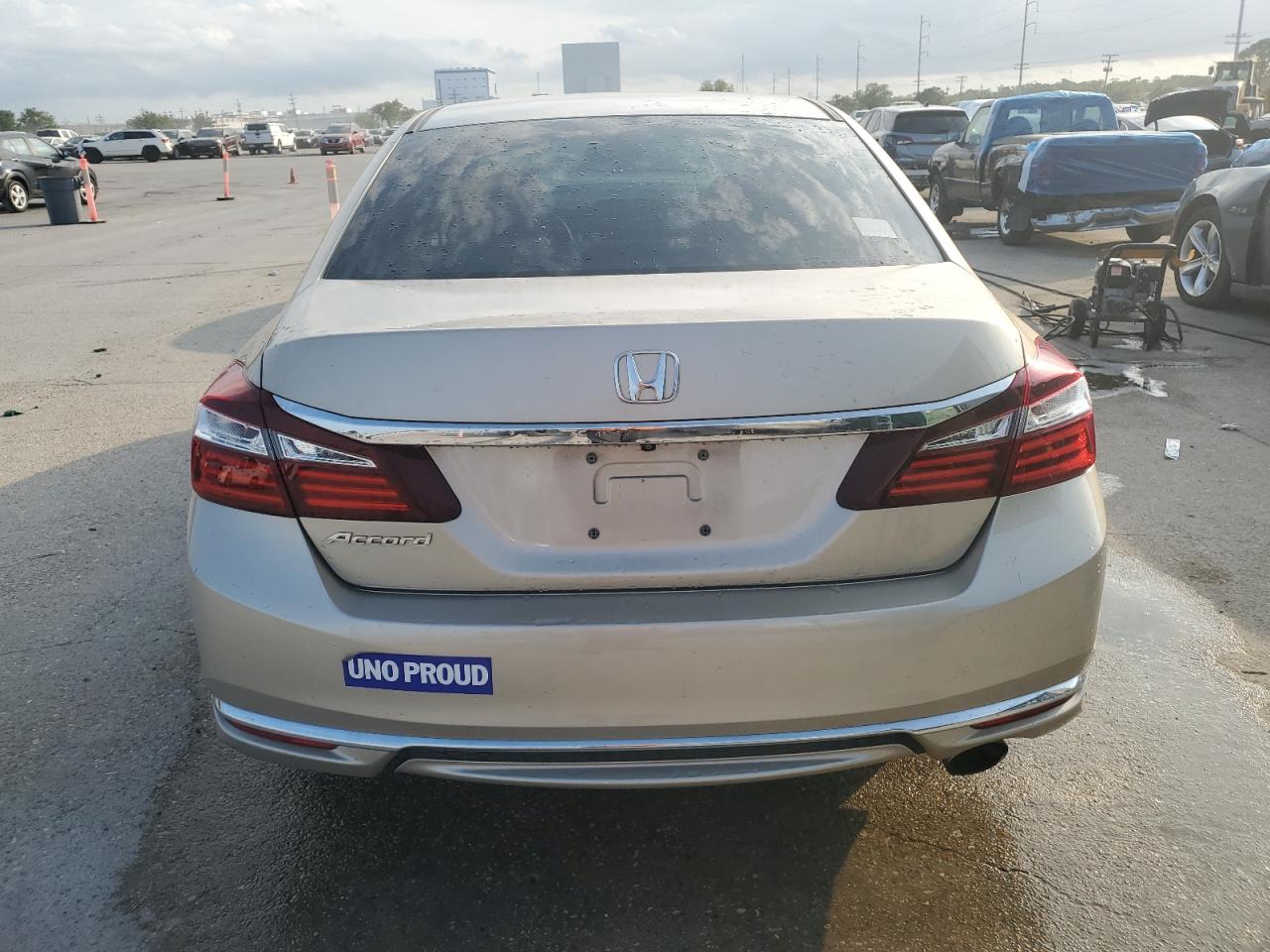 2016 Honda Accord Lx vin: 1HGCR2F32GA196612