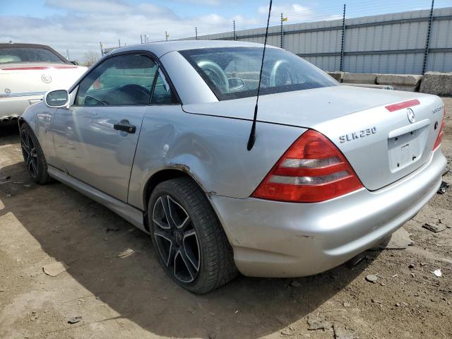 2000 Mercedes-Benz Slk 230 Kompressor VIN: WDBKK47F1YF159895 Lot: 50242784