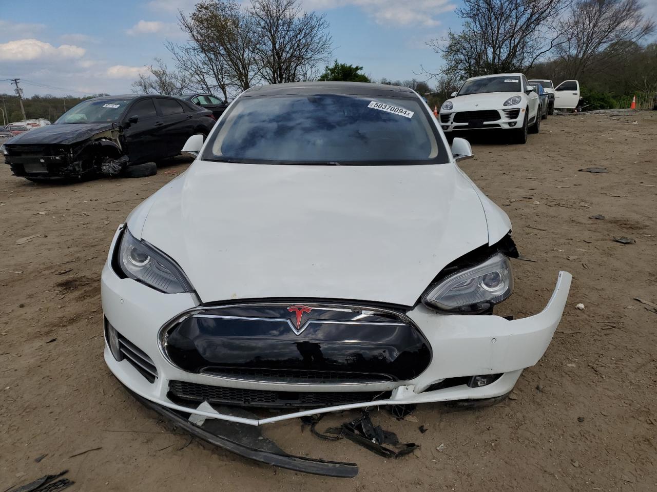 5YJSA1H29FFP74582 2015 Tesla Model S 85D