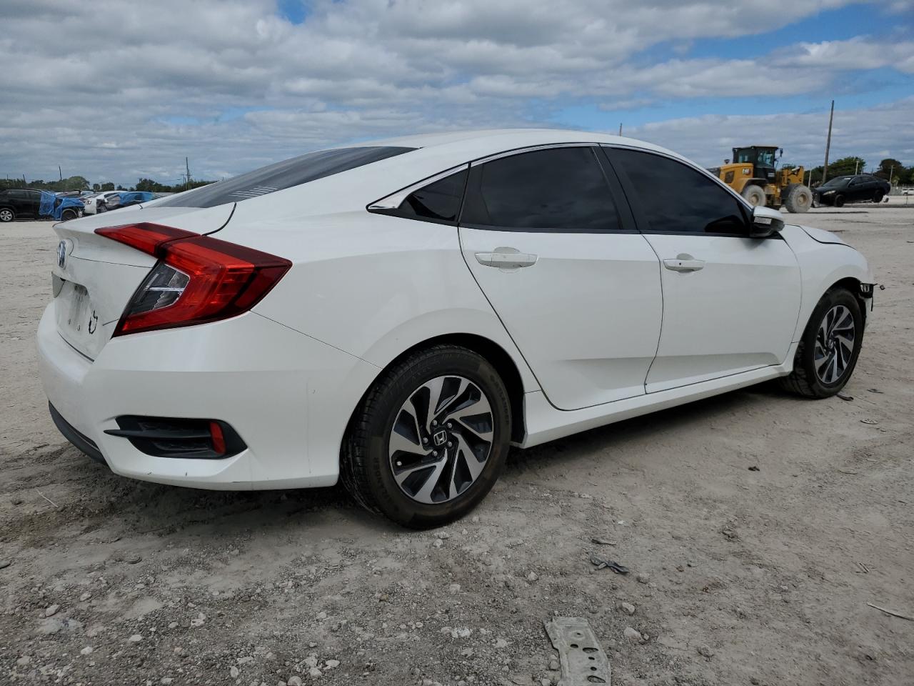 2016 Honda Civic Ex vin: 2HGFC2F77GH575785