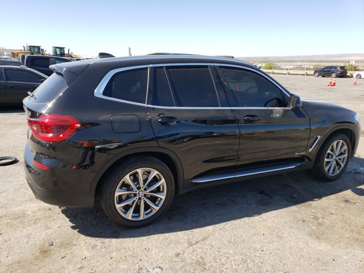 5UXTR9C59JLC78332 2018 BMW X3 xDrive30I