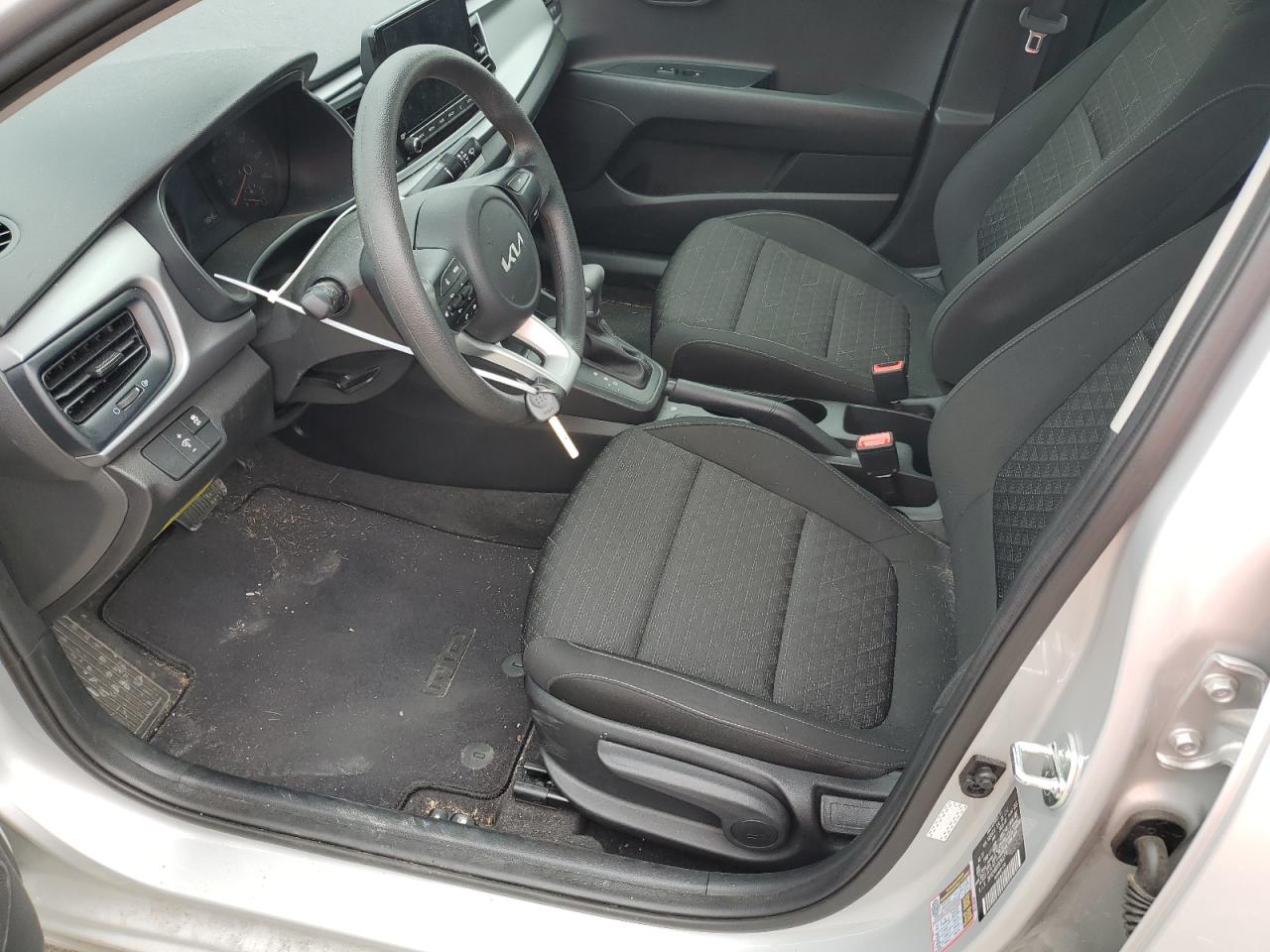 3KPA24AD3PE563374 2023 Kia Rio Lx