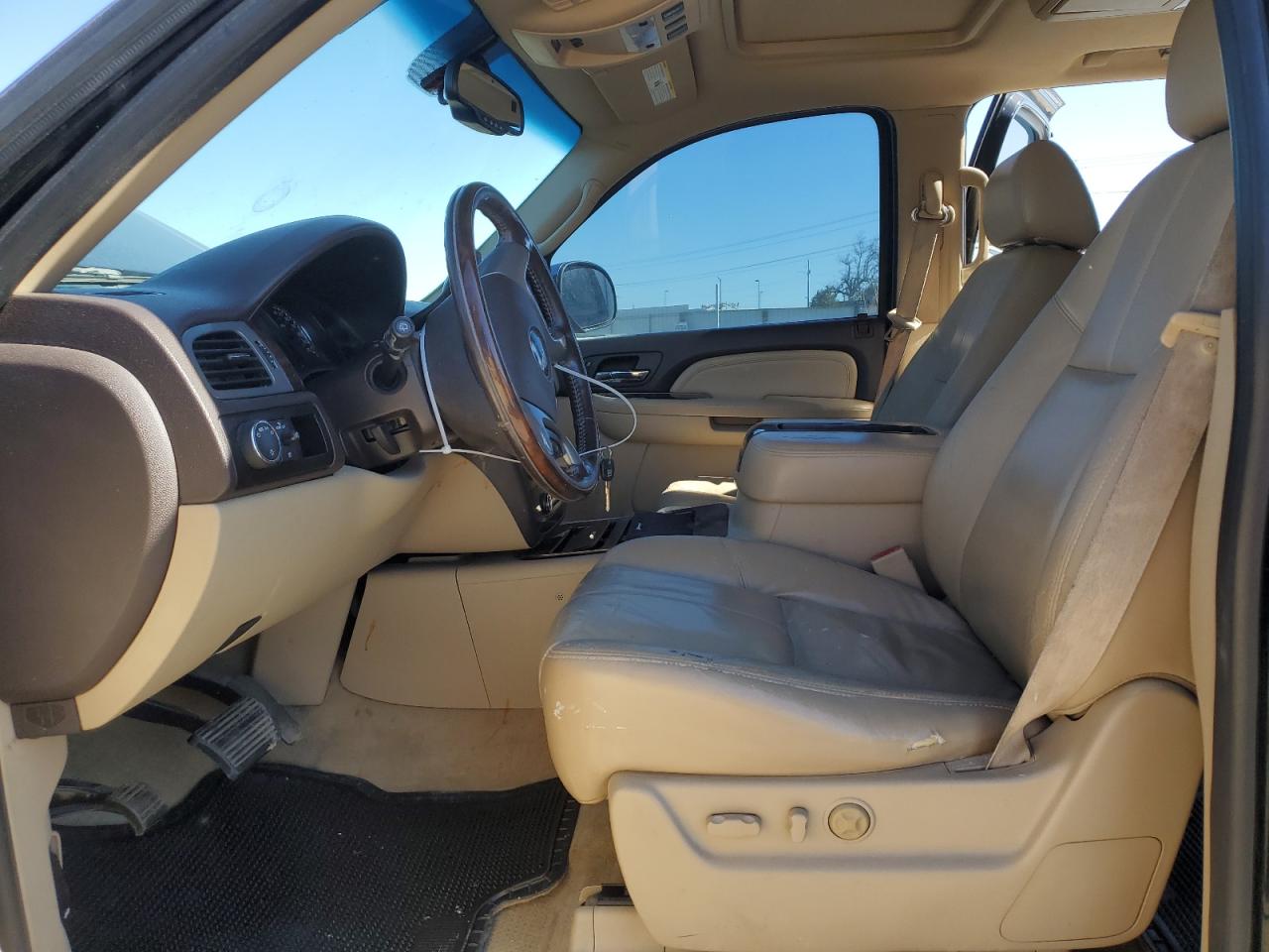 1GKFK63868J166087 2008 GMC Yukon Denali