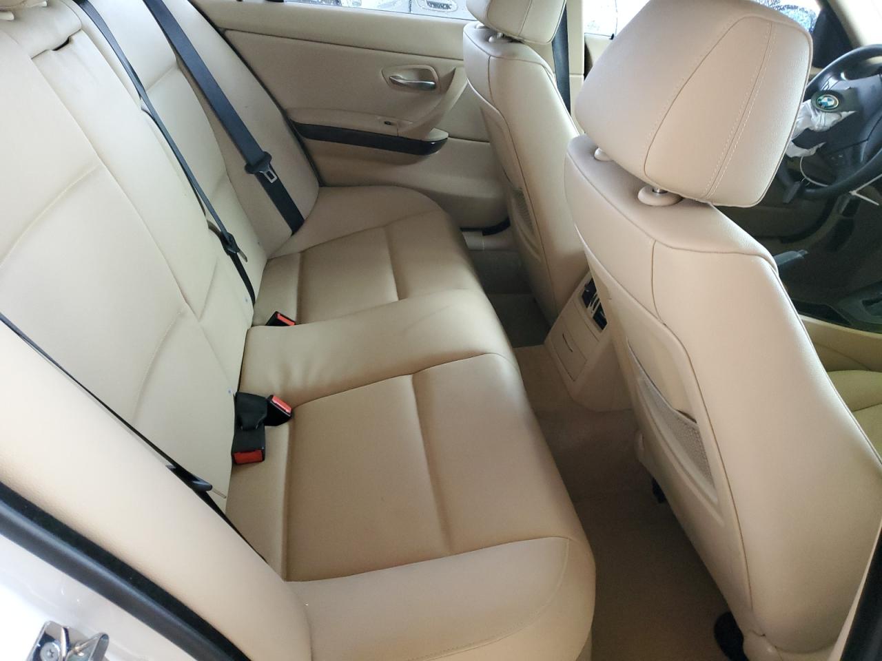 WBAVA335X8KX89198 2008 BMW 328 I