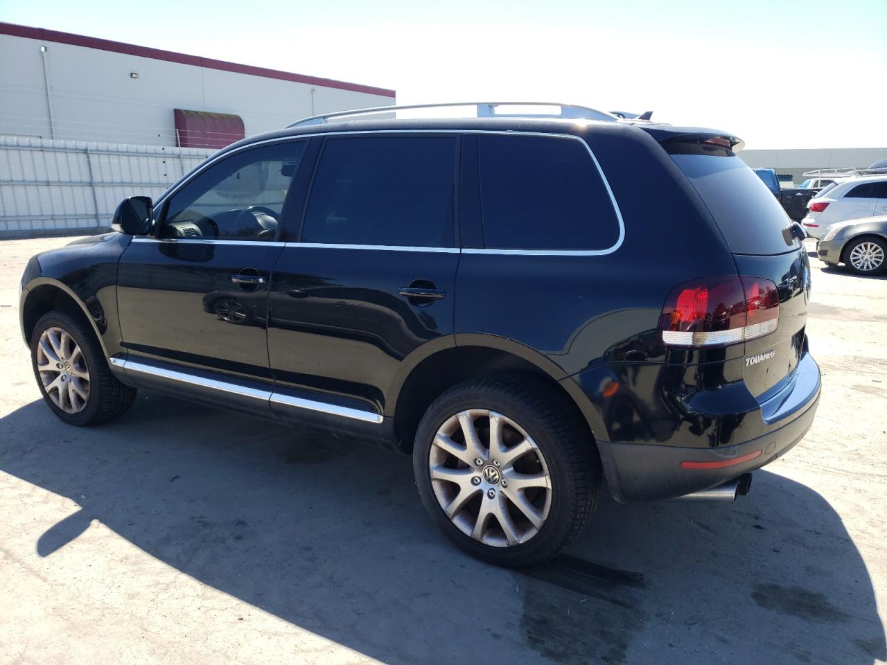 WVGCB77L88D057935 2008 Volkswagen Touareg 2 V8