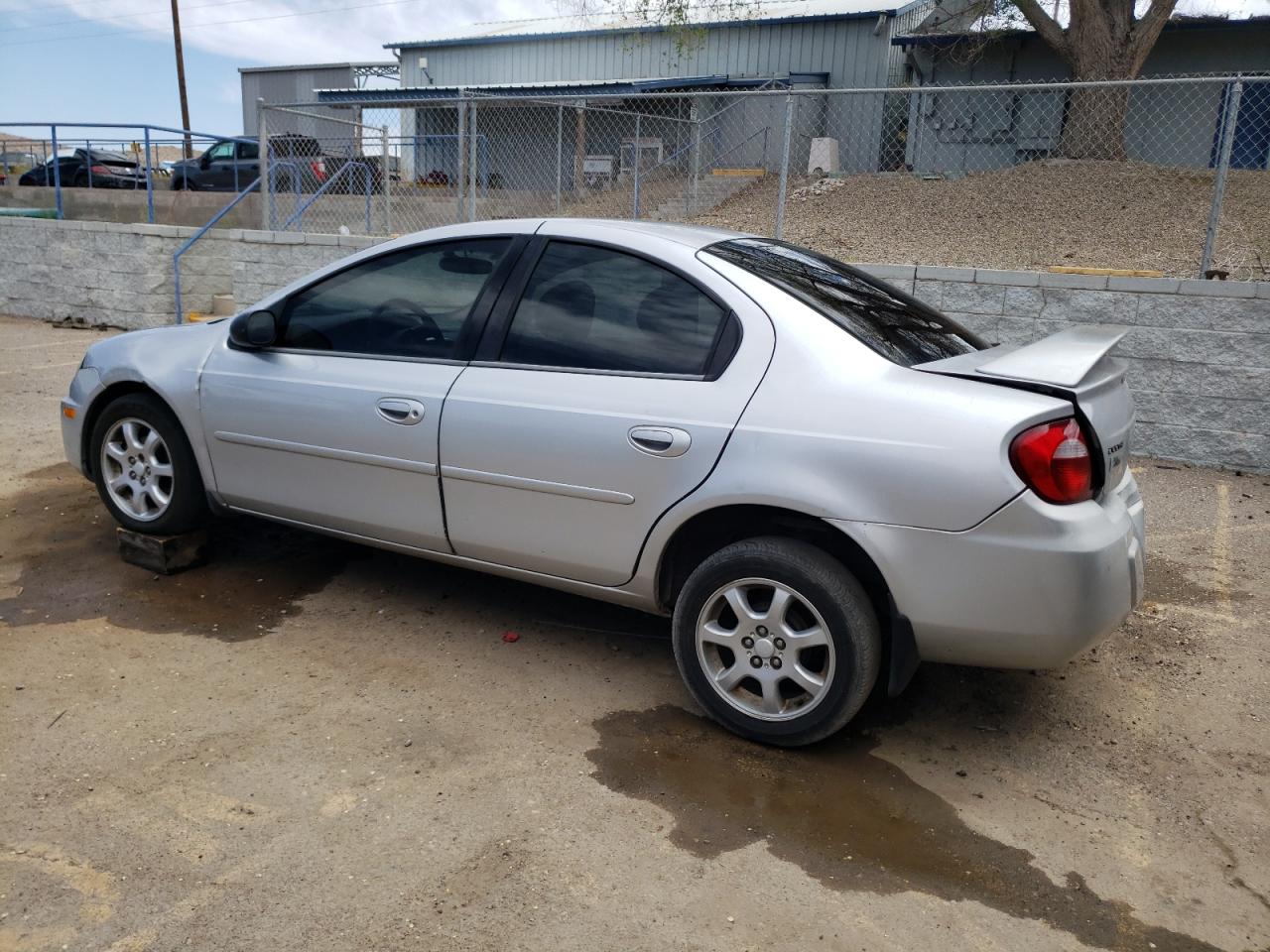 1B3ES56C75D261044 2005 Dodge Neon Sxt