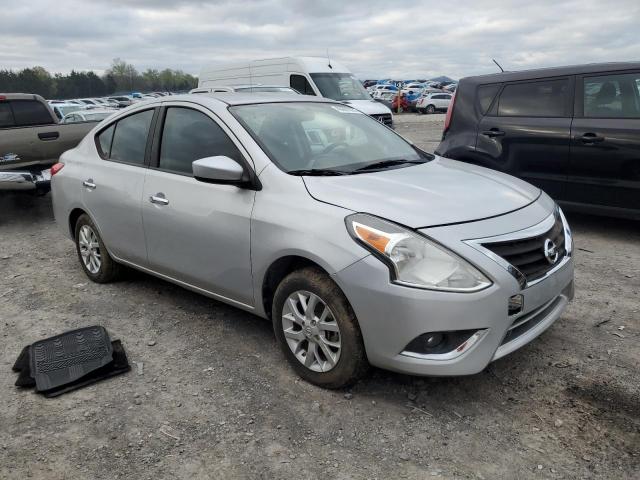 3N1CN7AP2JL829159 | 2018 Nissan versa s