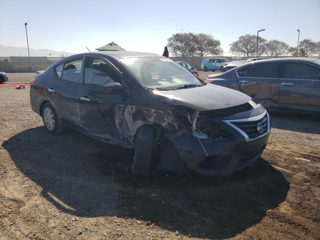 3N1CN7AP3KL879103 2019 Nissan Versa S