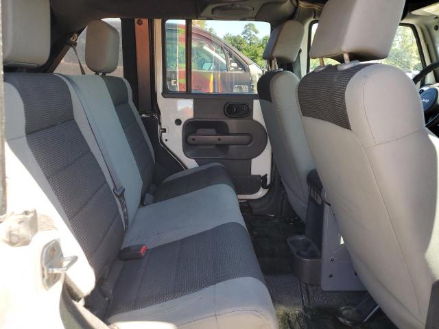 2007 Jeep Wrangler X VIN: 1J4GB39177L152785 Lot: 51880964