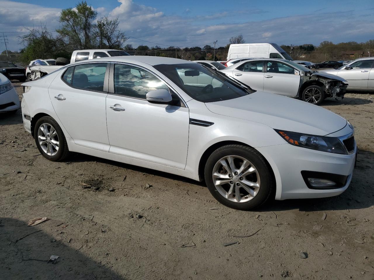5XXGM4A71CG082751 2012 Kia Optima Lx