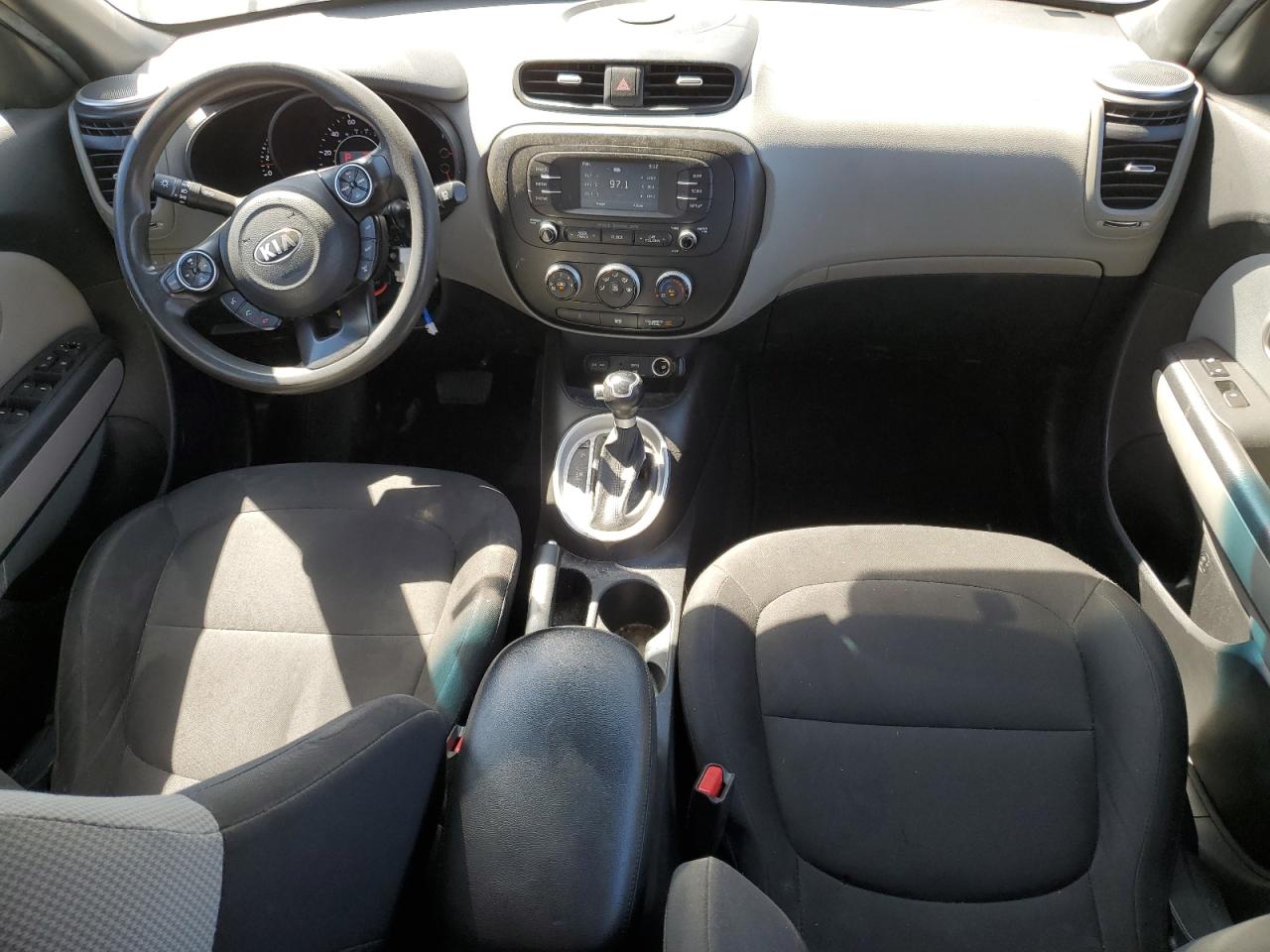 KNDJN2A2XG7406953 2016 Kia Soul