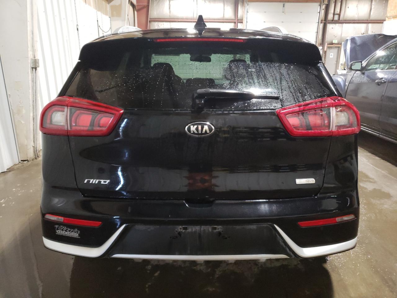 KNDCB3LC4H5072039 2017 Kia Niro Fe