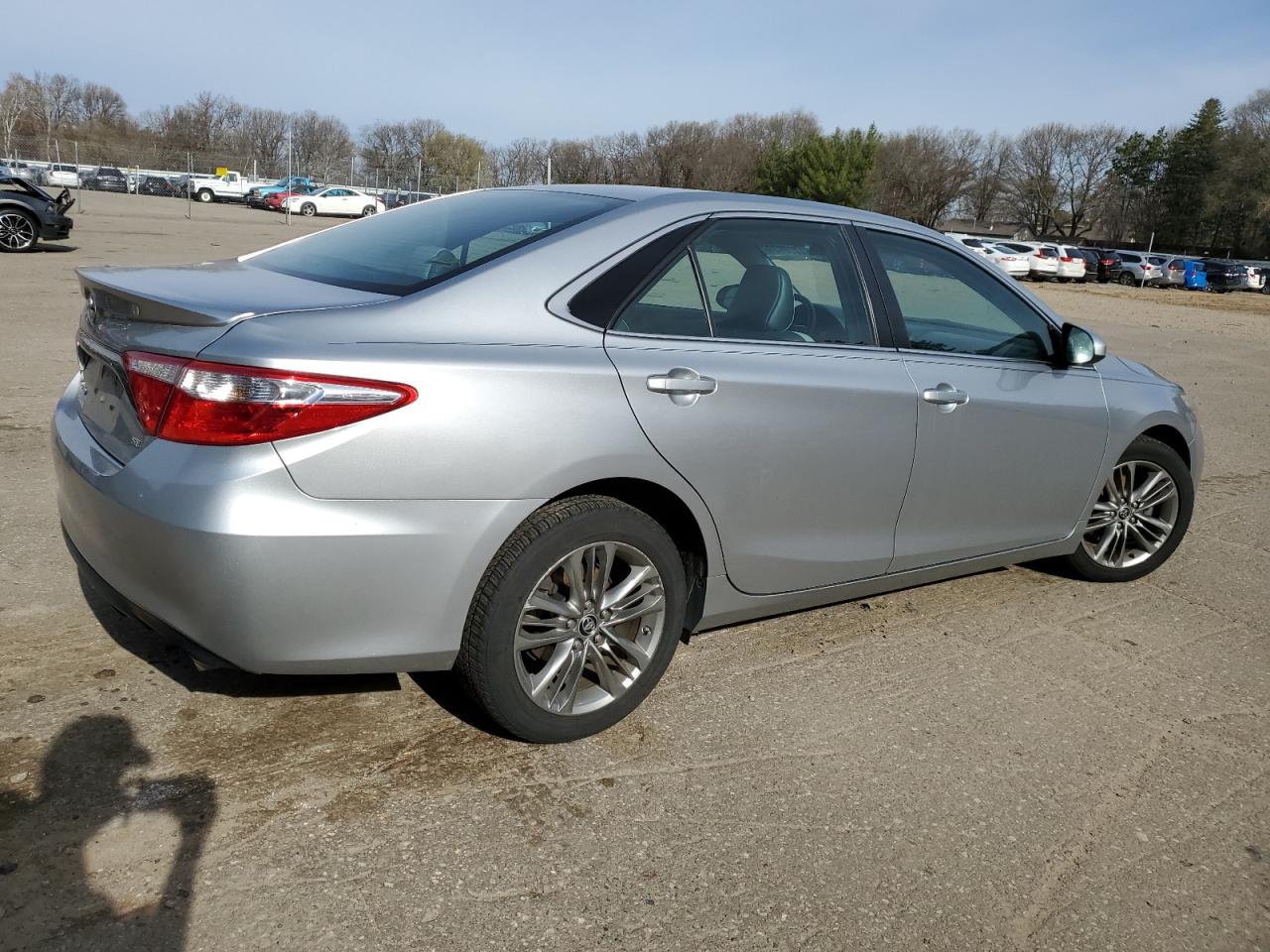 4T1BF1FK4GU551486 2016 Toyota Camry Le