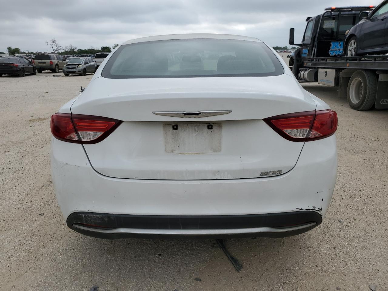 1C3CCCAB7FN623119 2015 Chrysler 200 Limited