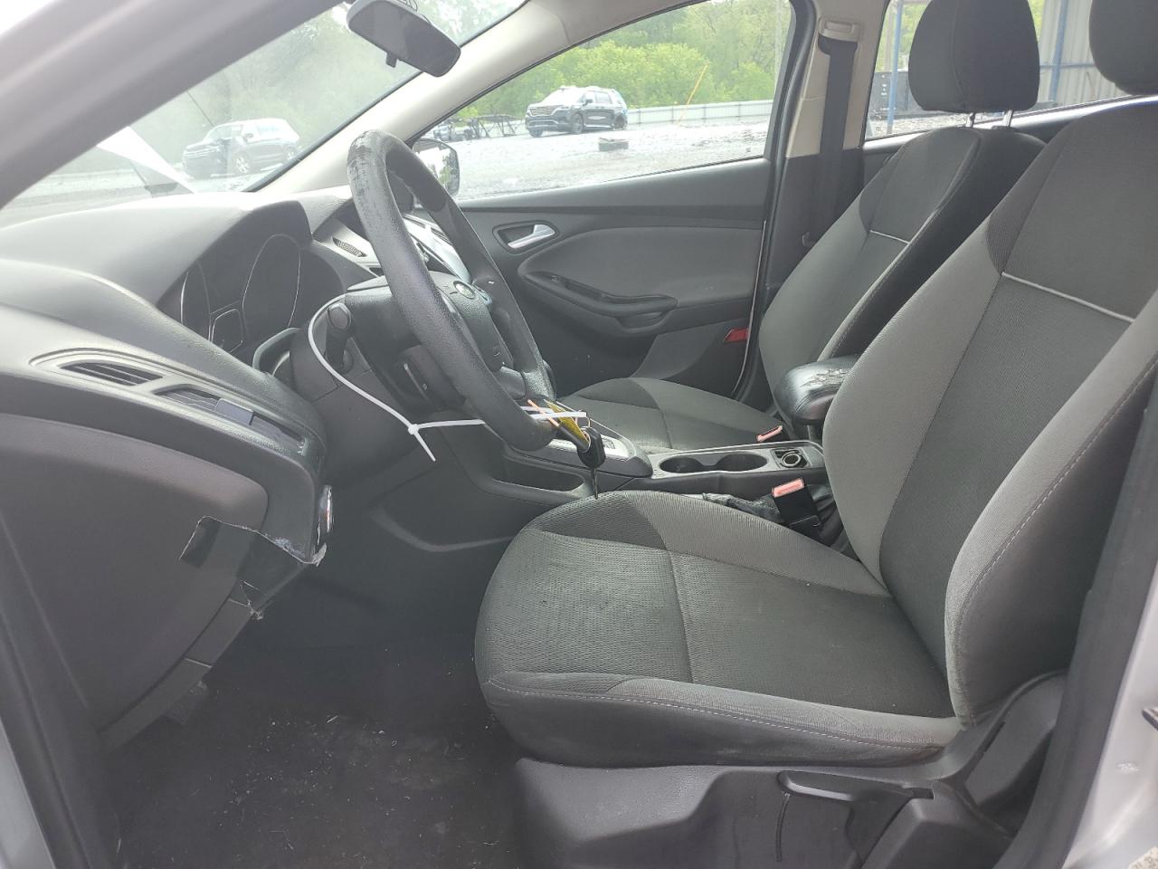 1FADP3K24DL132587 2013 Ford Focus Se