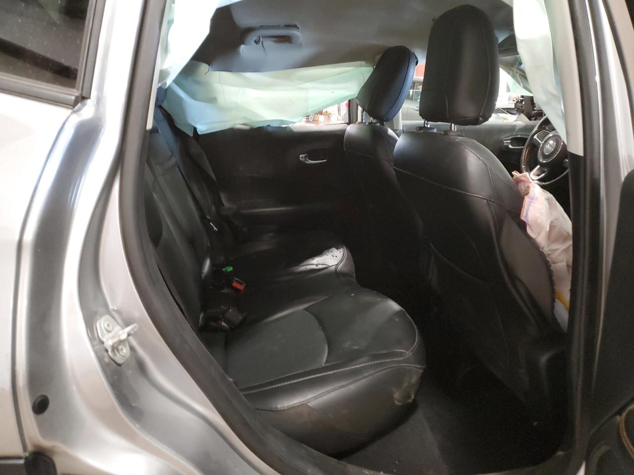 3C4NJDCB8KT842324 2019 Jeep Compass Limited