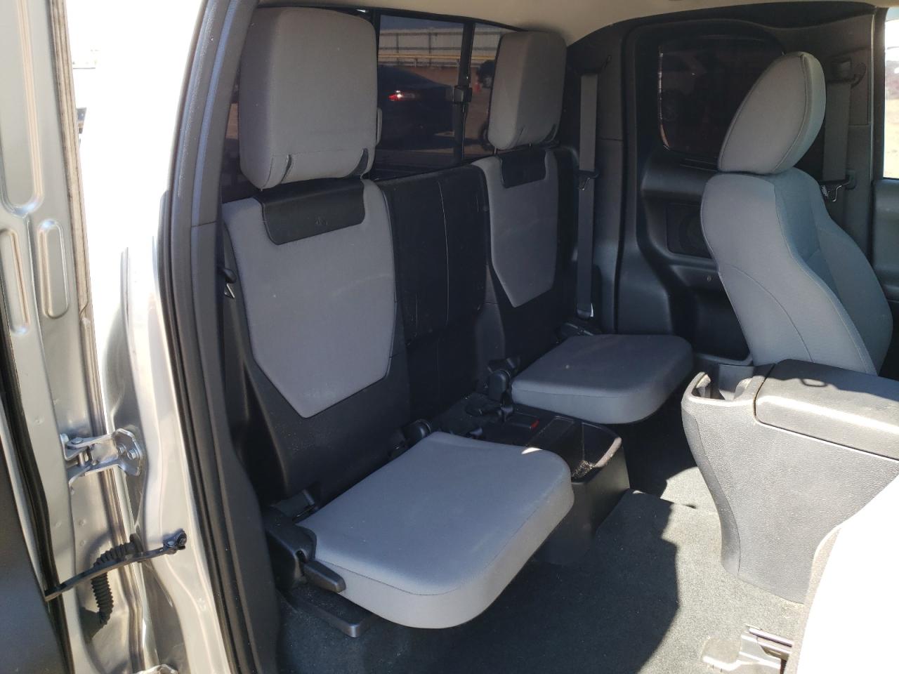 5TFSZ5AN4KX183919 2019 Toyota Tacoma Access Cab