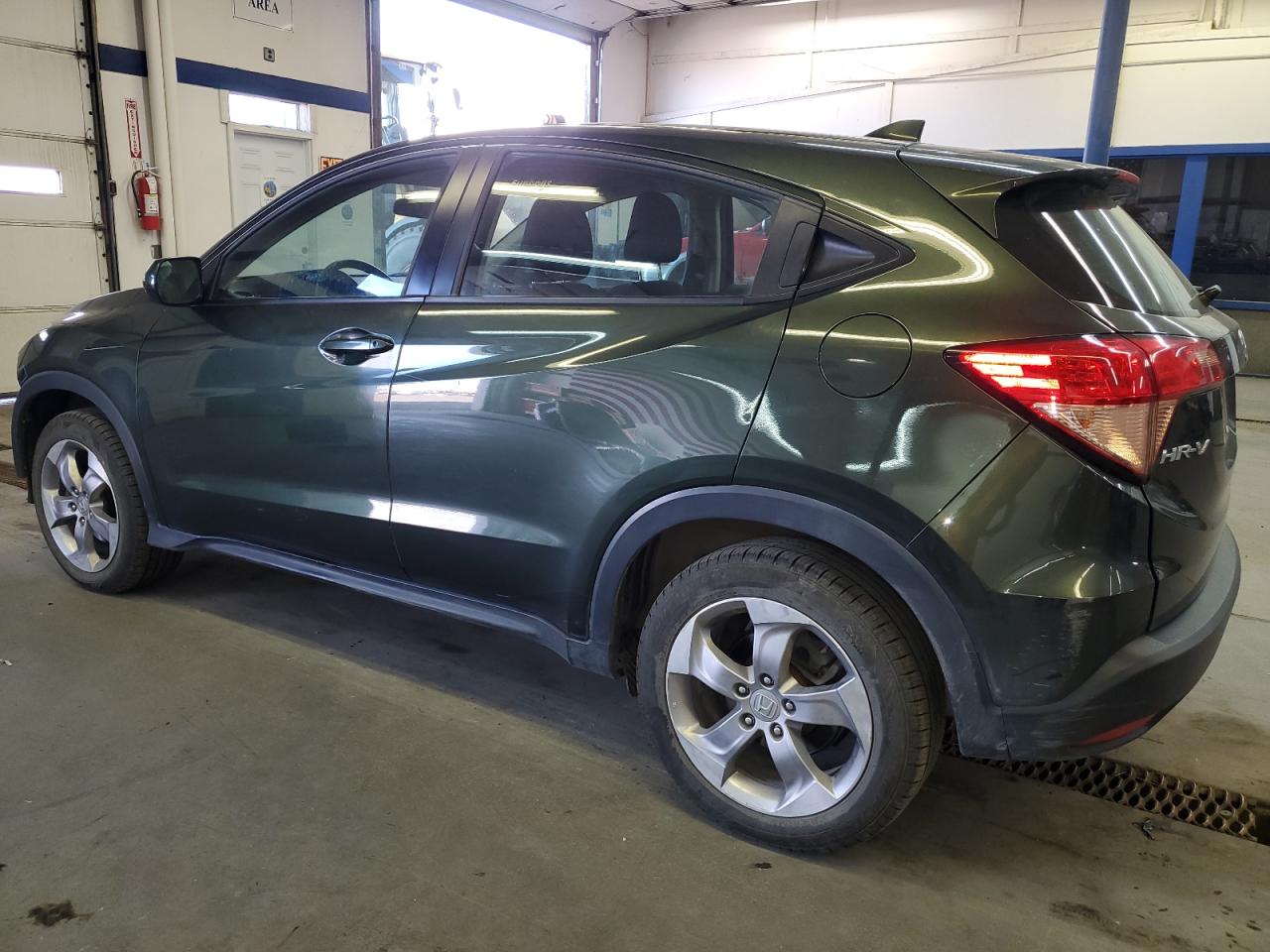 3CZRU6H36HG707330 2017 Honda Hr-V Lx
