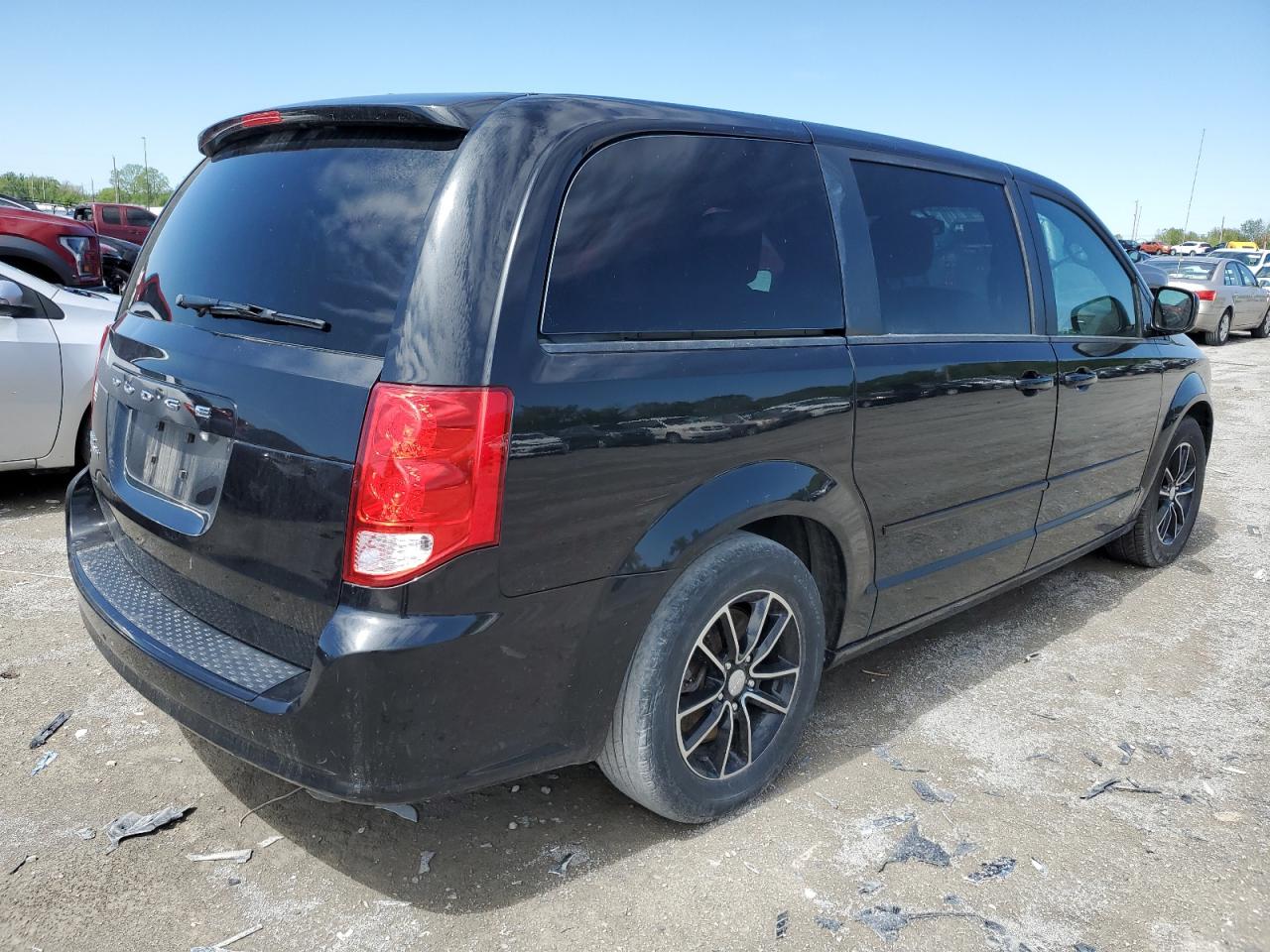 2C4RDGBG7FR685188 2015 Dodge Grand Caravan Se